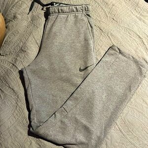 Men's dry fit fitted gym pants. Size- MEDIUM/TALL